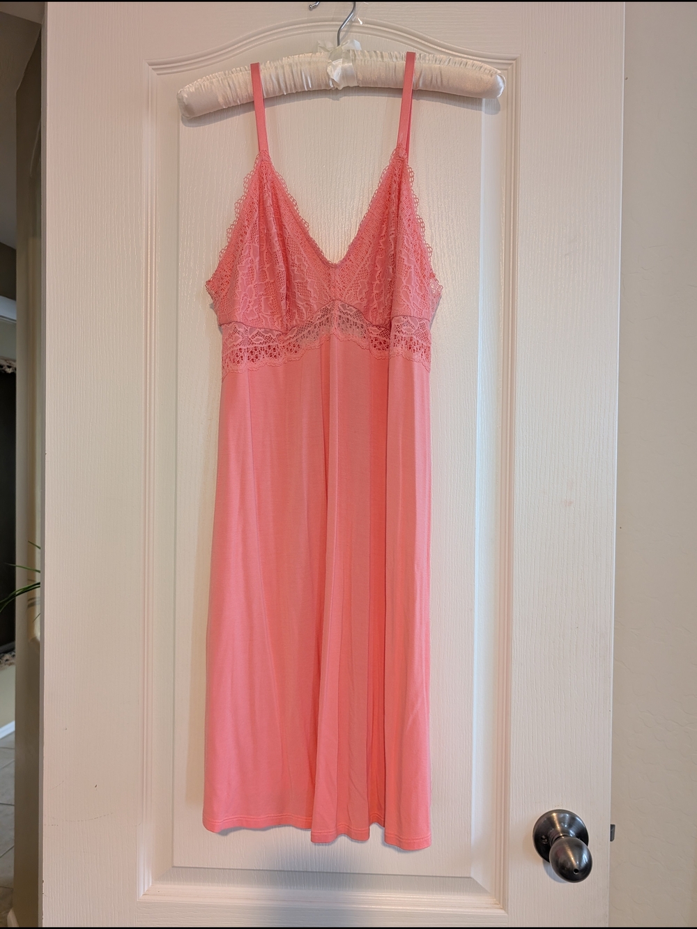 Soma Coral Cool Nights Lace-Trimmed Chemise with Matching Vanishing Edge Panty